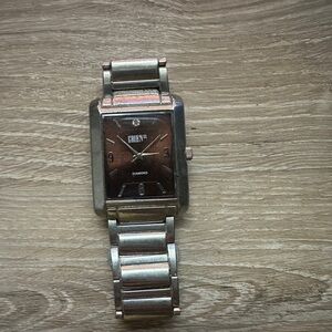 Gruen 200-2035 Women’s Watch